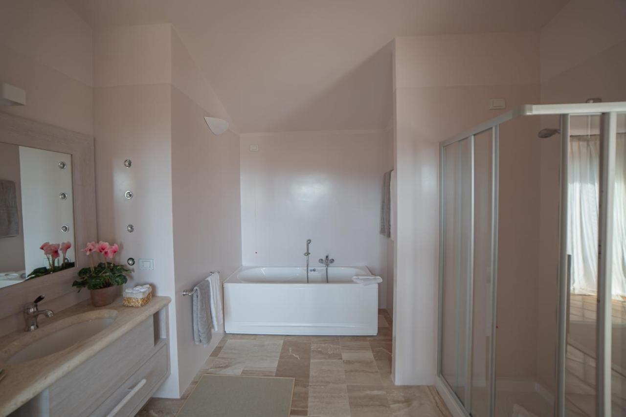 Hotel Borgo Smeraldo Арцахена Екстериор снимка