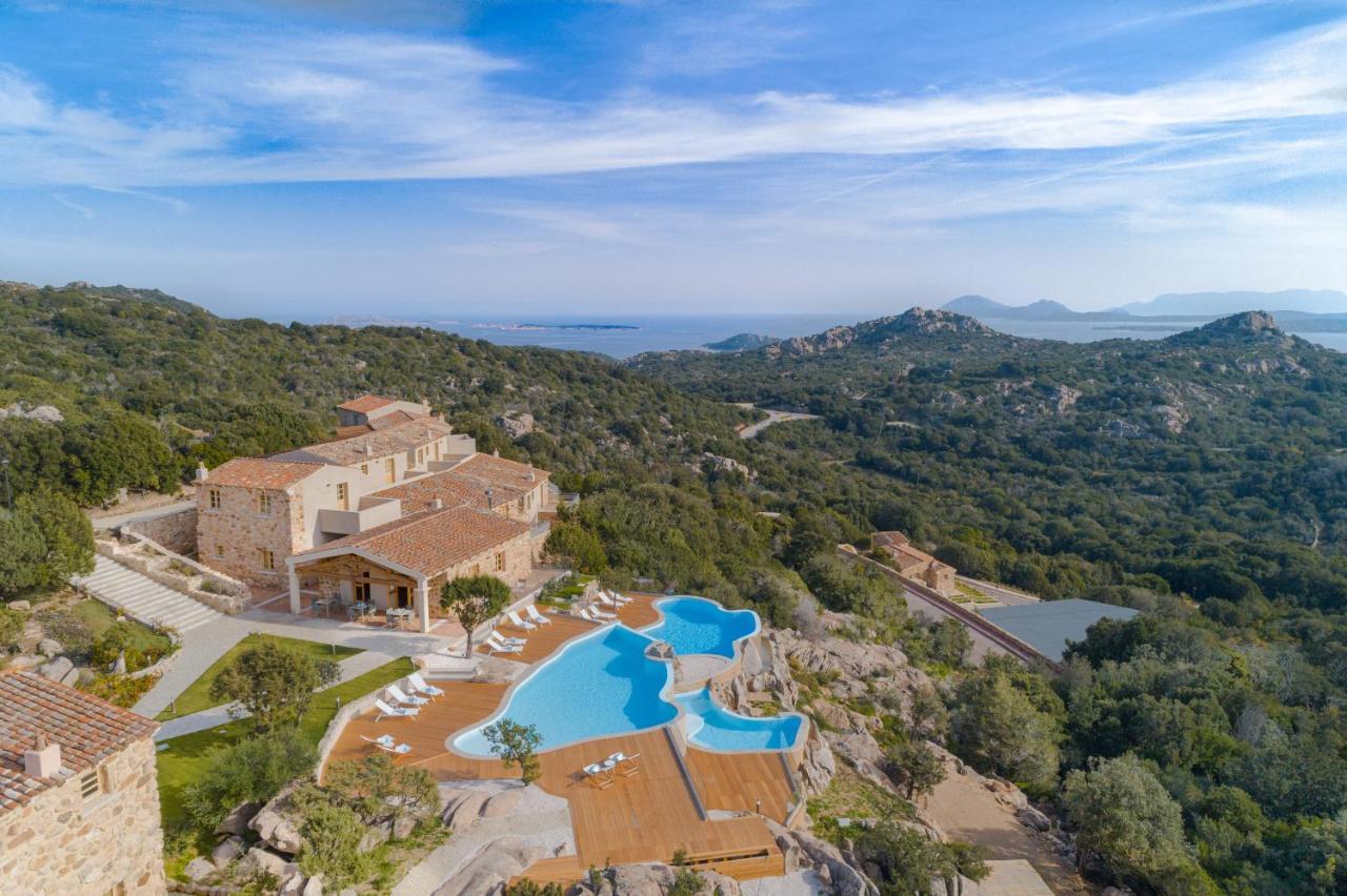 Hotel Borgo Smeraldo Арцахена Екстериор снимка