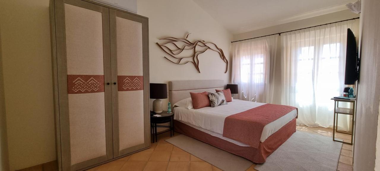 Hotel Borgo Smeraldo Арцахена Екстериор снимка